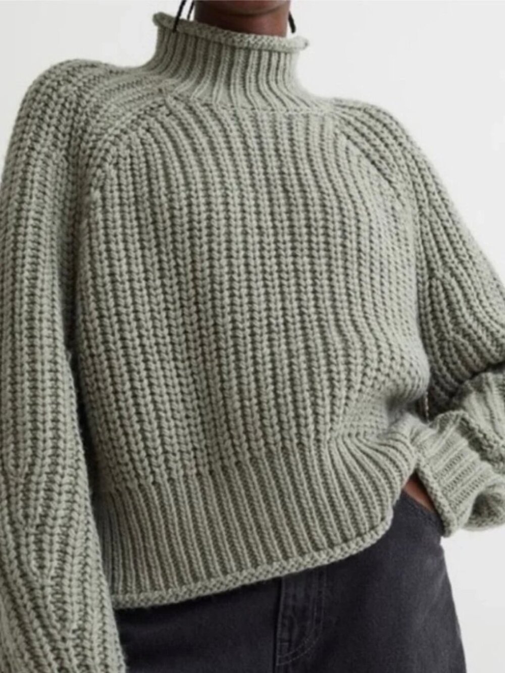 NEW! H&M Chunky Knit Turtleneck Sweater Gray Cropped Funnel Neck Small